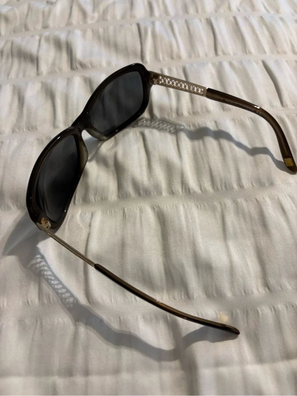 Saks Fifth Avenue chic black